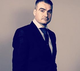 Как делятся раскрученные аккаунты в соцсетях при разводе. Интервью адвоката Тимур Харди