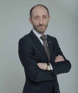 С Новым годом, дорогие женщины!