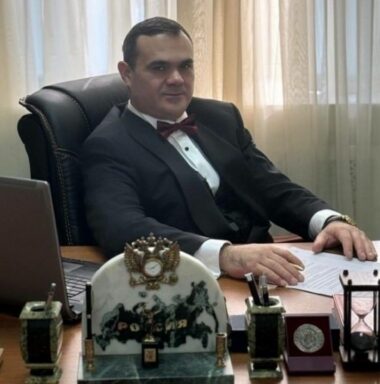Защита в уголовном процессе: адвокат Мирзоев БГ - экспертная помощь!  Специализация: сложные экономические и должностные преступления, дела о наркотиках (ст. 228), защита бизнеса от рейдерства, взятки (ст. 290 УК), мошенничество (ст. 159 УК). Многолетний опыт и успешная практика.