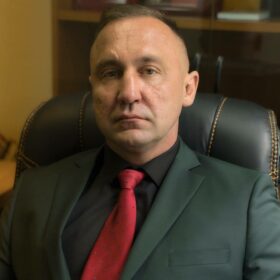 Звёздный адвокат Максим Калинов: биография, отзывы, личная жизнь.